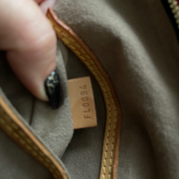 Lv purse multicolor - Picture 8 of 8